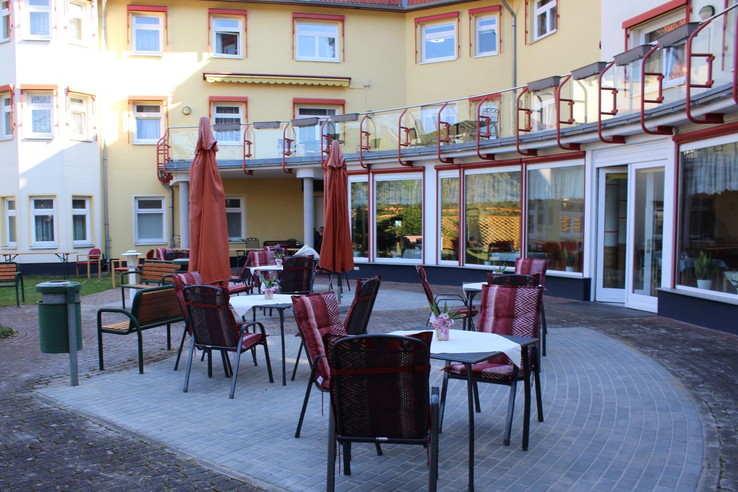 Neue Terrasse eingeweiht