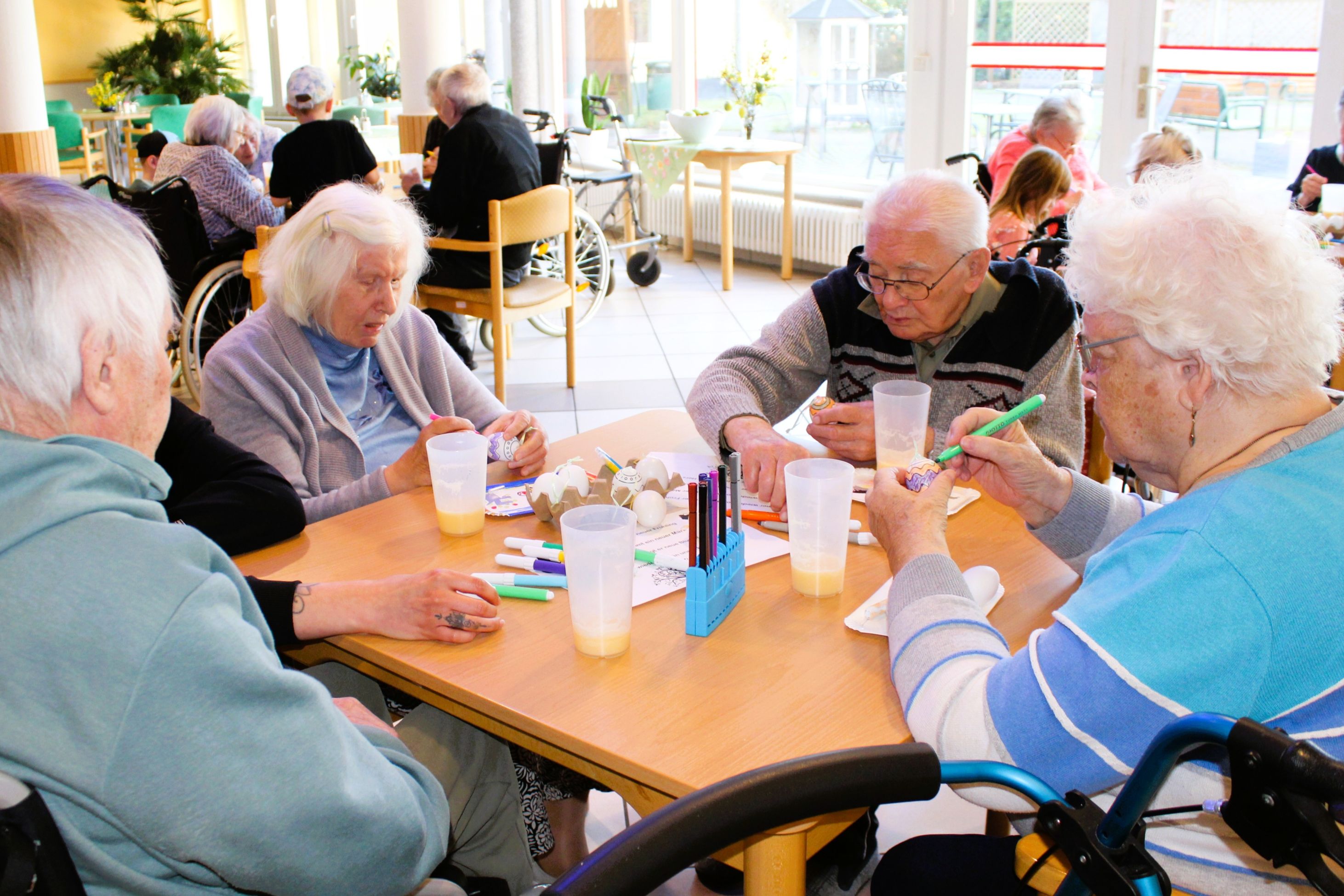 Mit Seniorinnen und Senioren die Osterzeit erleben …