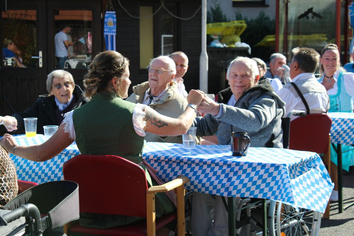 20261009_NEWS_SE-Hof_Nachbarschaftsfest-BEA (1).jpg