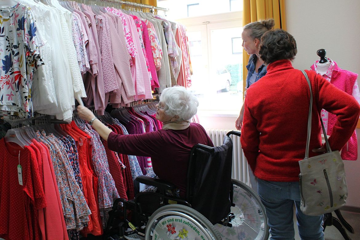 20250331_ 1300_TAGESPFLEGE_Shopping [ASB RV] (8) BEA-537KB.JPG