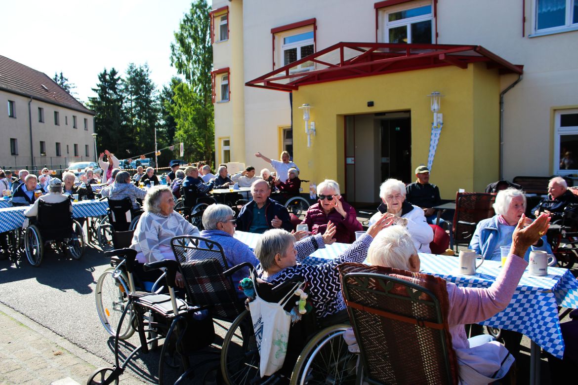 20261009_NEWS_SE-Hof_Nachbarschaftsfest-BEA (3).jpg