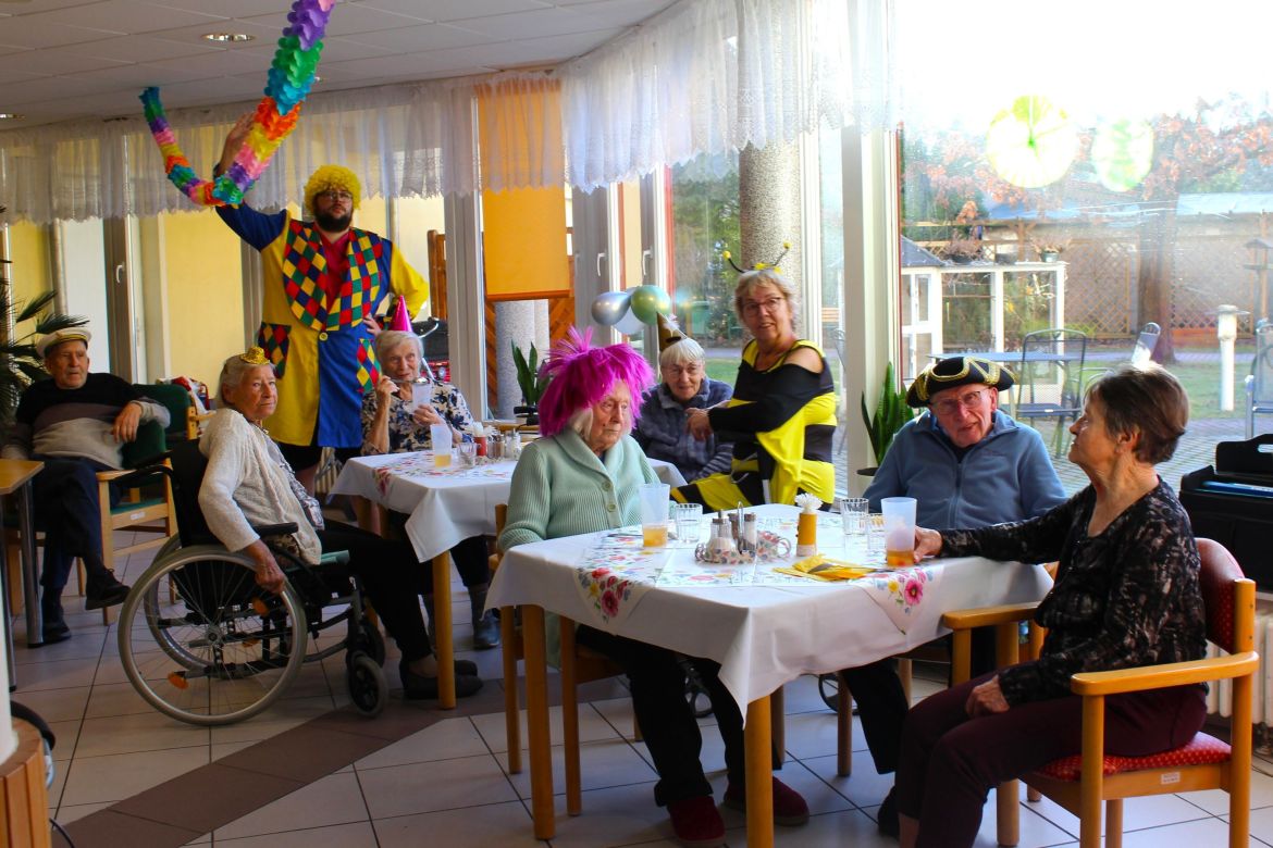 20260306_NEWS_SE-Hof_FAsching [ASB RV Barnim] (5)-580KB.JPG